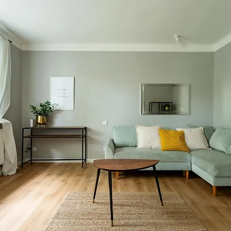Apartamento Zielona Peaceful By Bookinghost